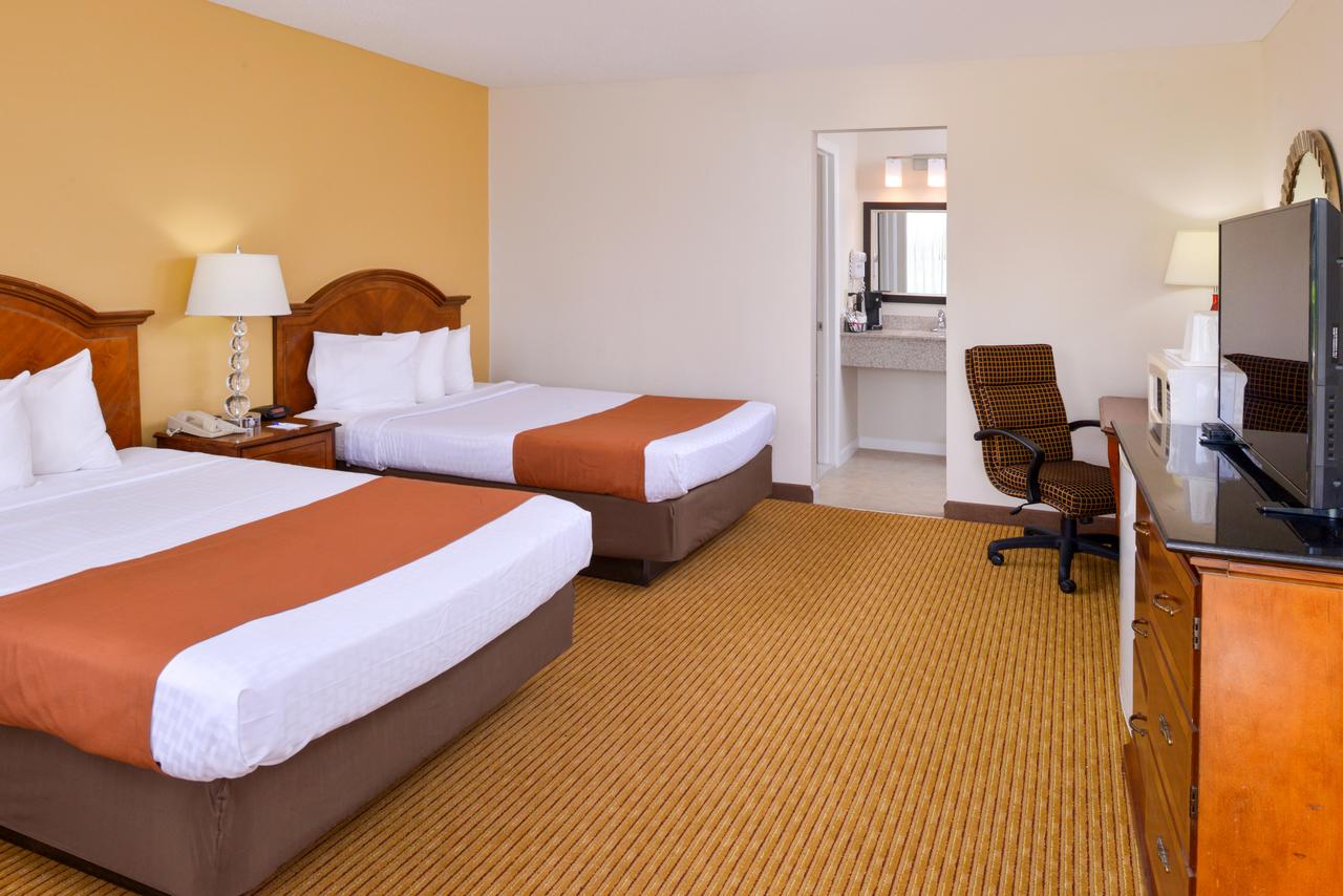 Americas Best Value Inn Plattsburgh - thumb 38