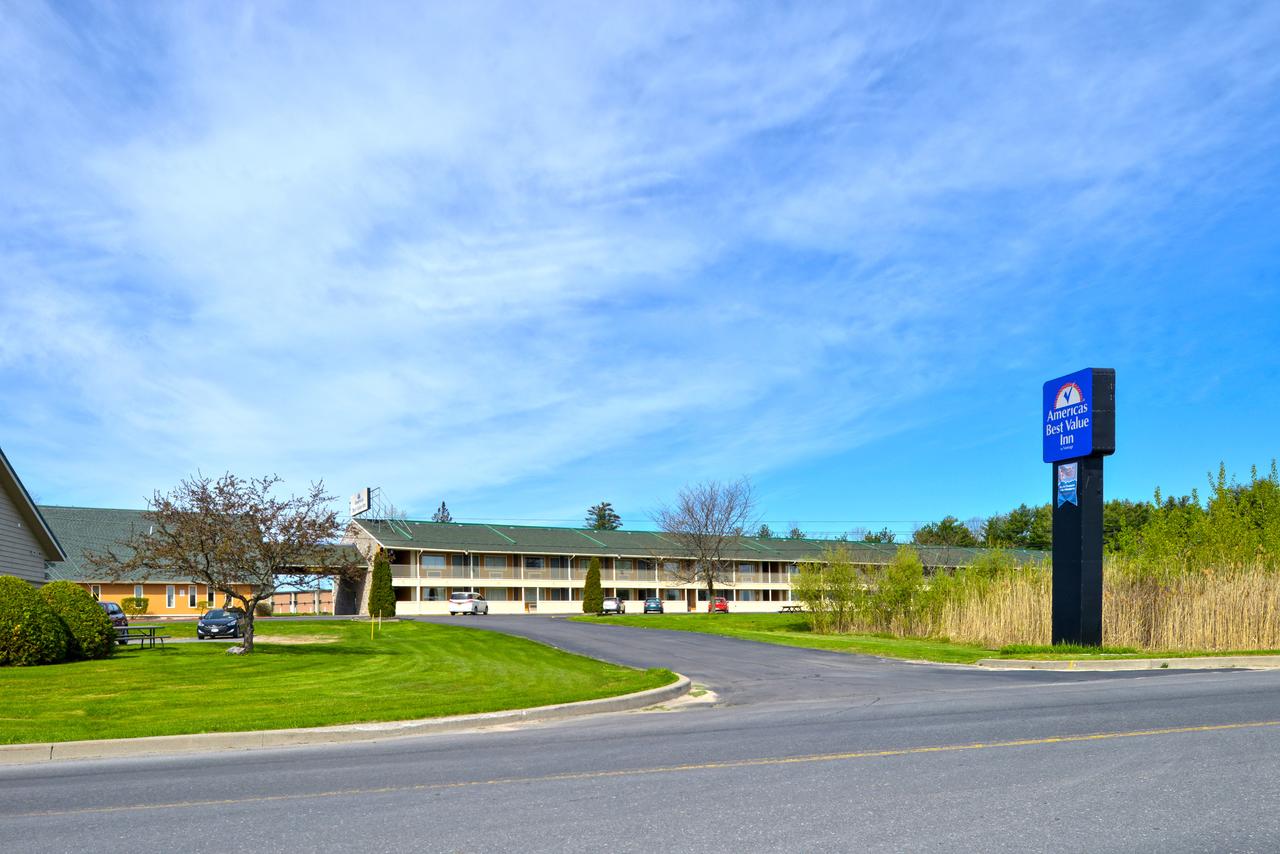 Americas Best Value Inn Plattsburgh - thumb 11