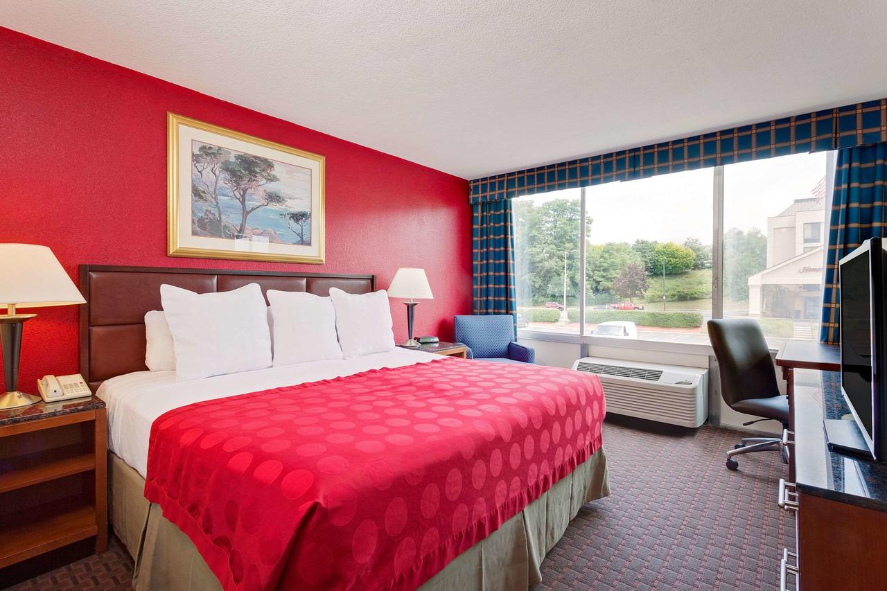 Ramada By Wyndham Fishkill - thumb 41