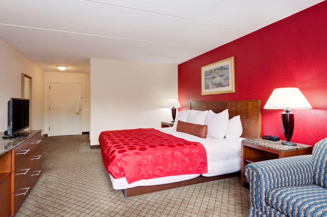 Ramada By Wyndham Fishkill - thumb 36