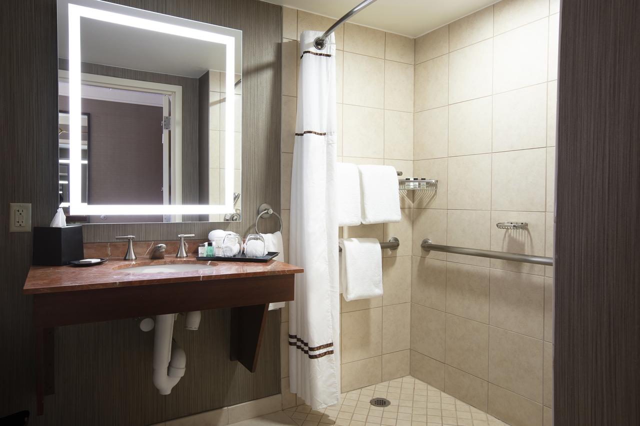 Sheraton Niagara Falls - thumb 6