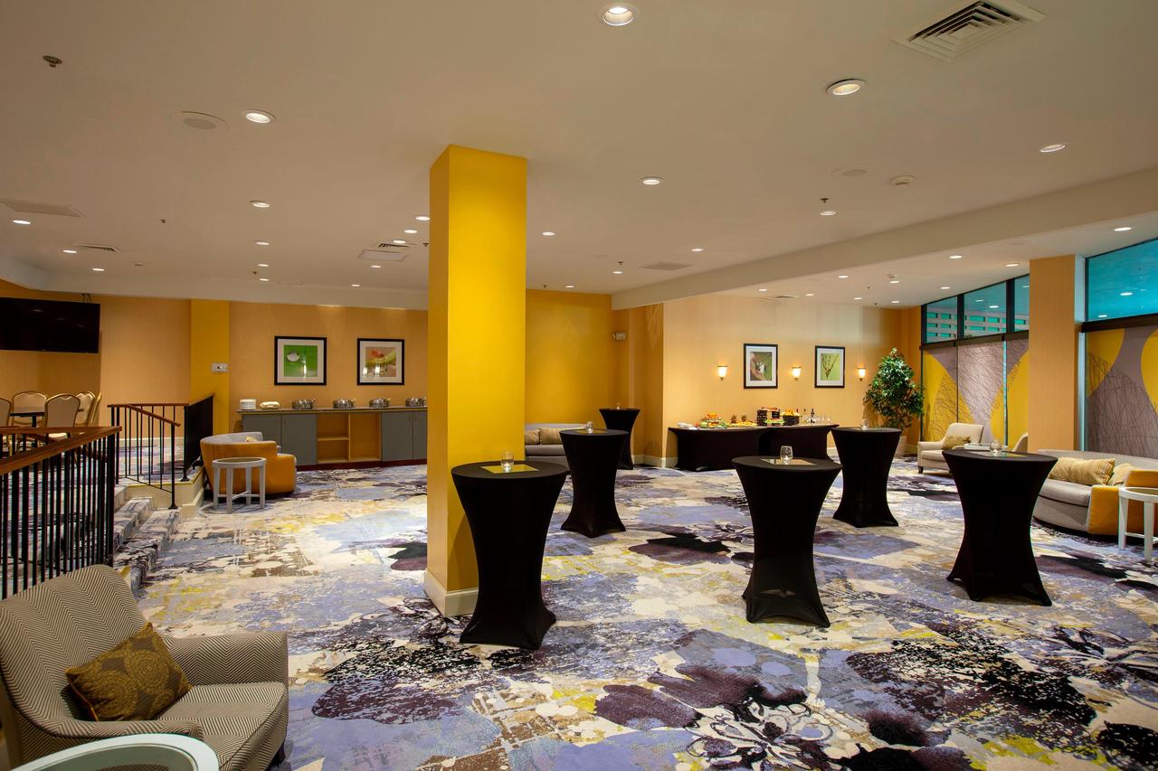 Sheraton Niagara Falls - thumb 43