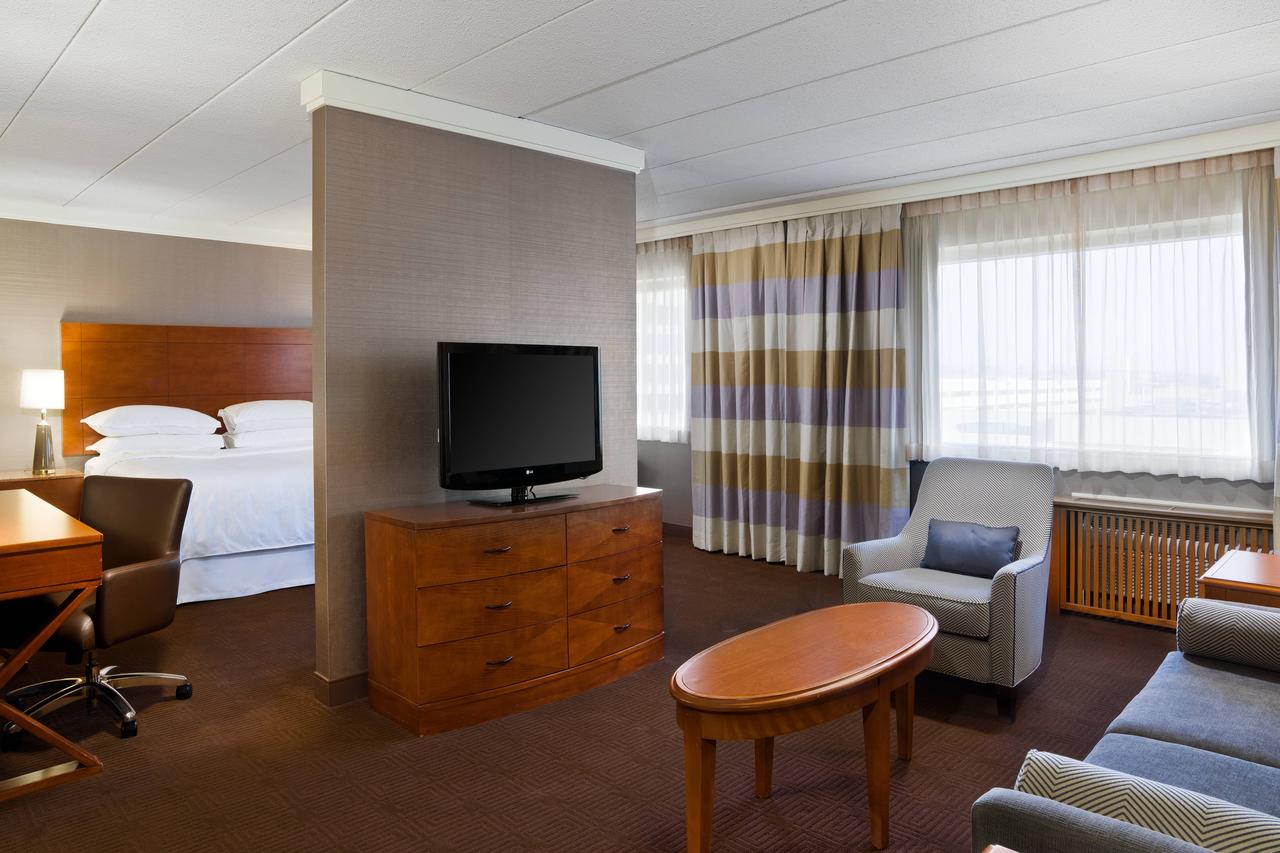 Sheraton Niagara Falls - thumb 16