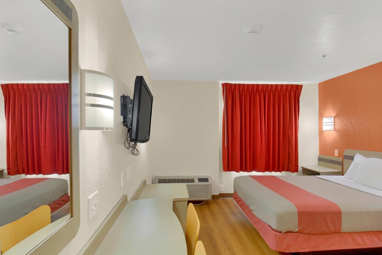 Motel 6 Niagara Falls - New York - thumb 40