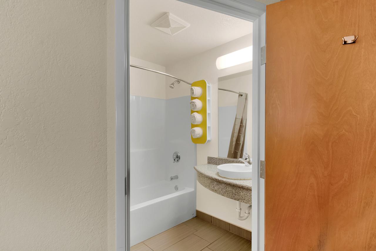 Motel 6 Niagara Falls - New York - thumb 8