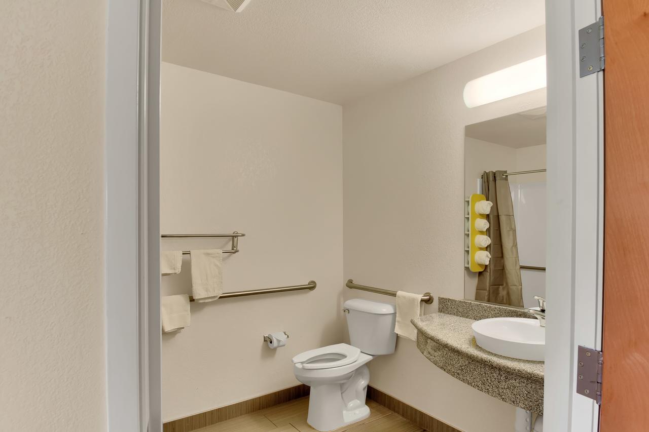 Motel 6 Niagara Falls - New York - thumb 11