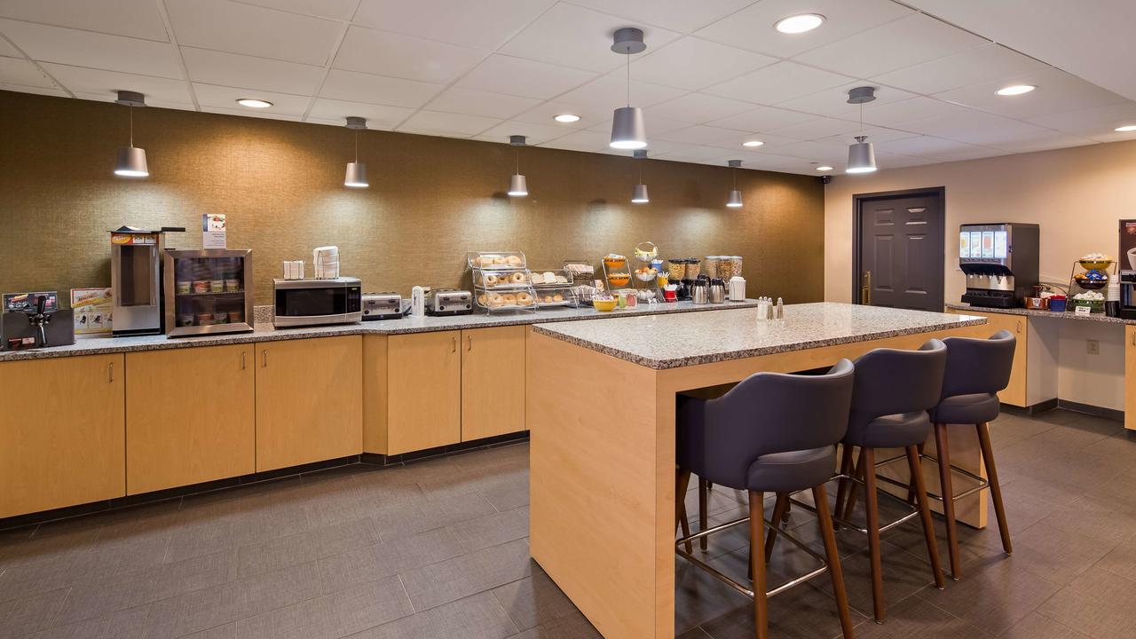 Best Western On The Avenue - thumb 10