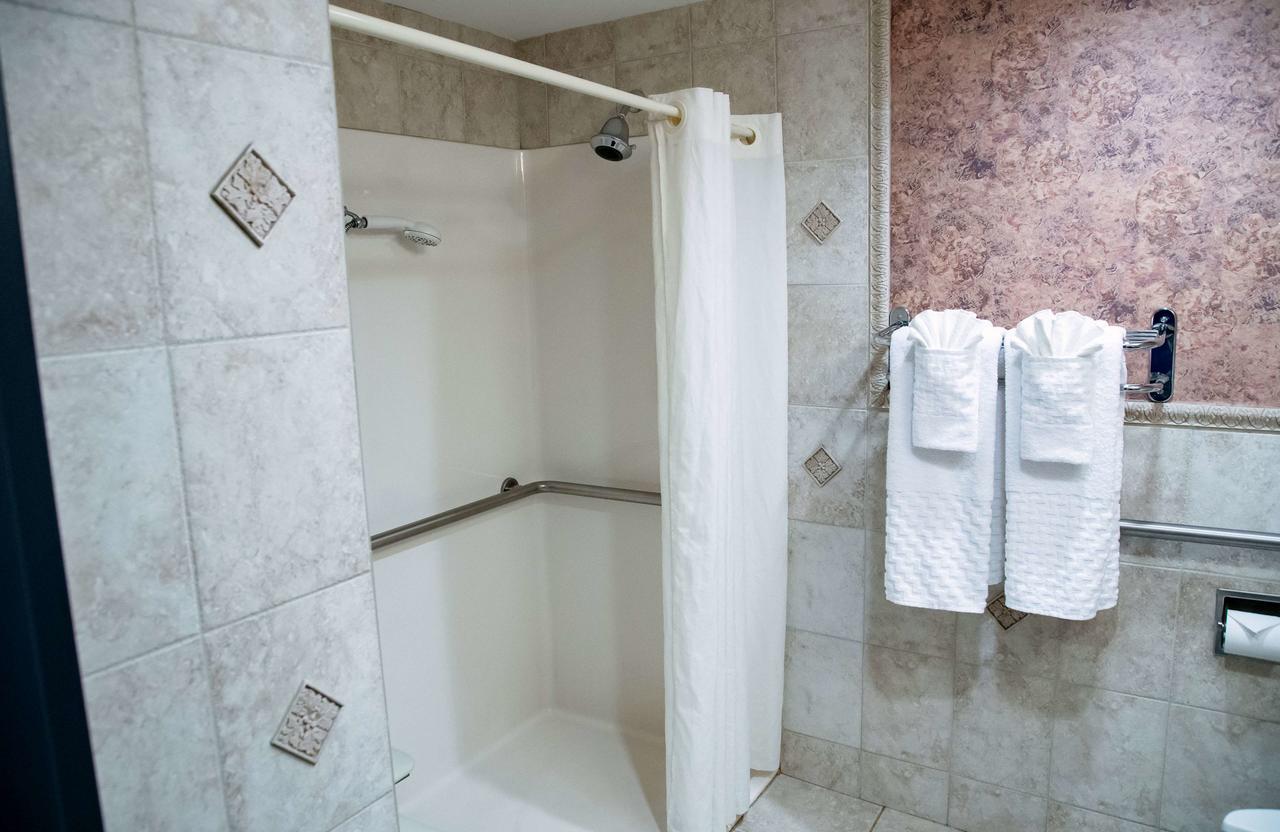 Best Western On The Avenue - thumb 26
