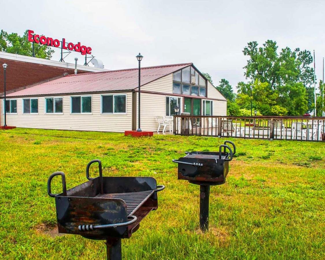 Adirondack Efficiencies - thumb 22