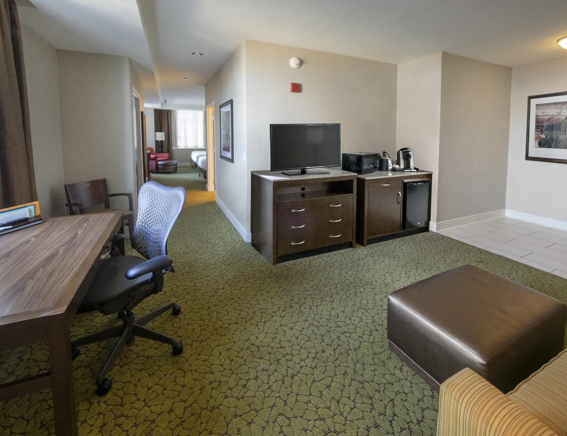The Hilton Garden Inn Buffalo-Downtown - thumb 21
