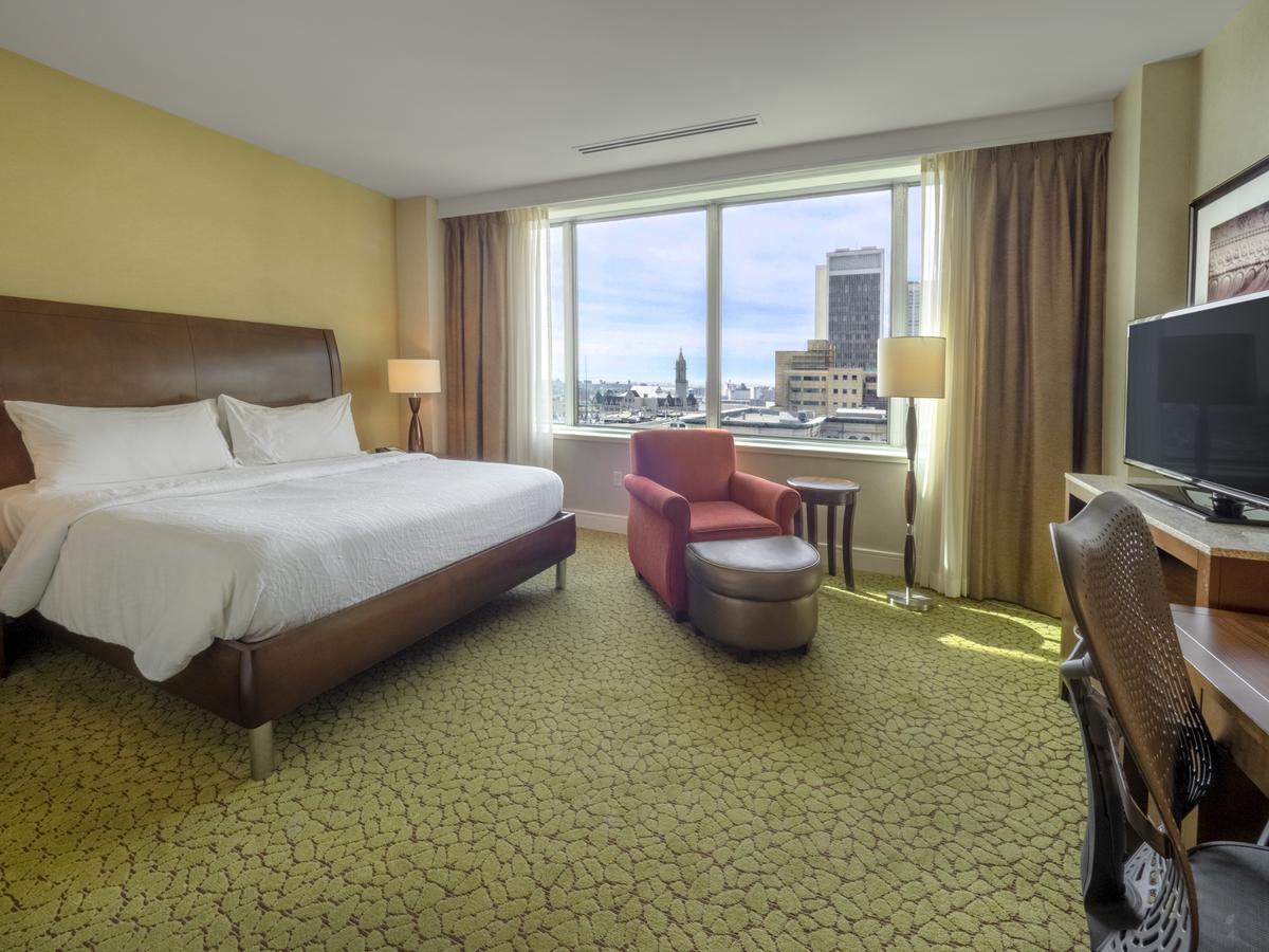 The Hilton Garden Inn Buffalo-Downtown - thumb 5