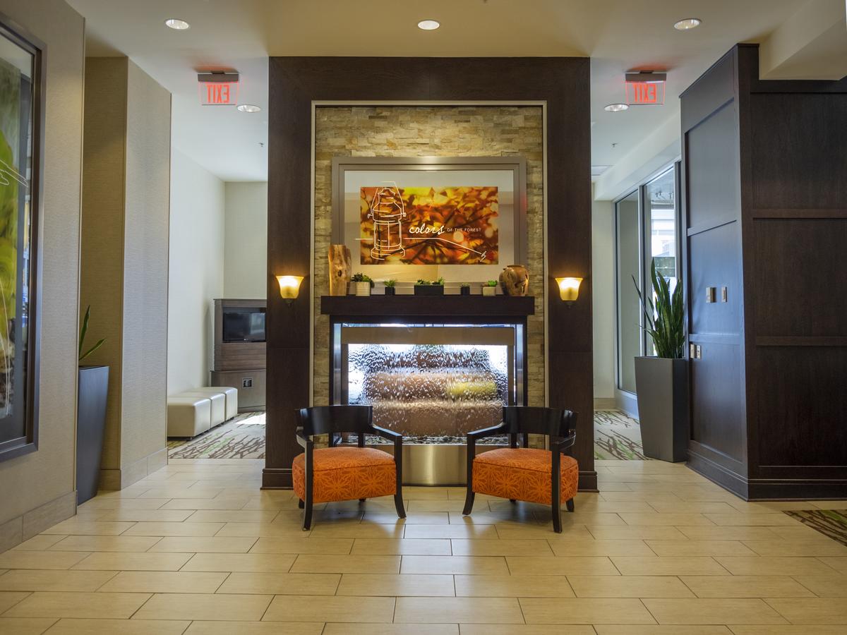 The Hilton Garden Inn Buffalo-Downtown - thumb 1