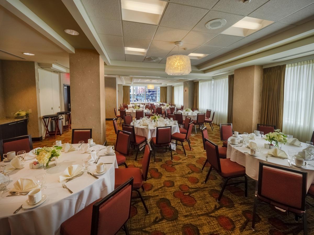 The Hilton Garden Inn Buffalo-Downtown - thumb 30