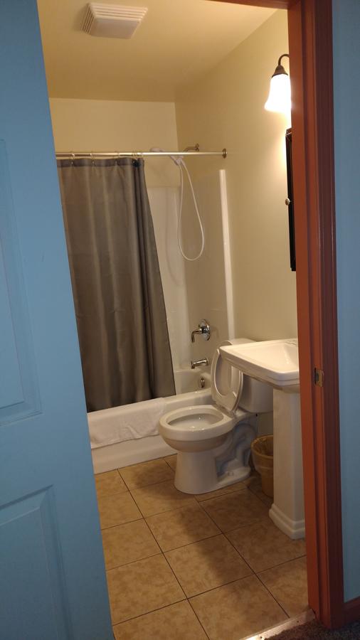 Stay Inn And Suites - thumb 13