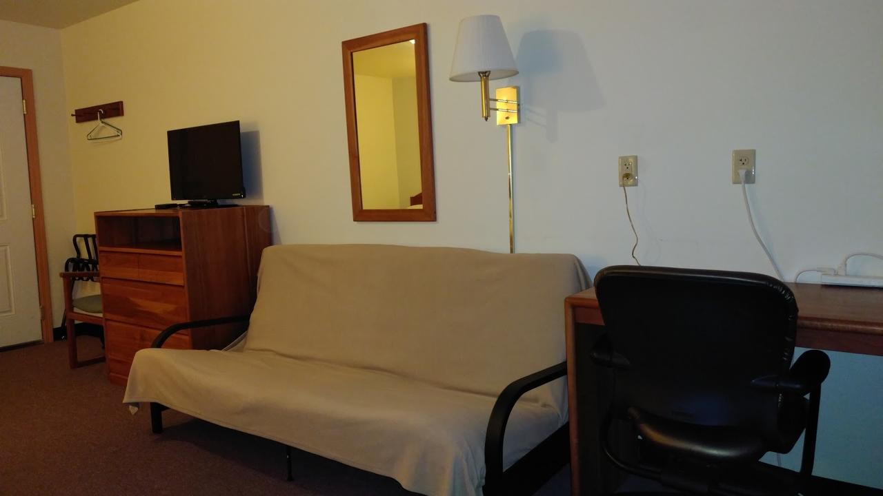 Stay Inn And Suites - thumb 23