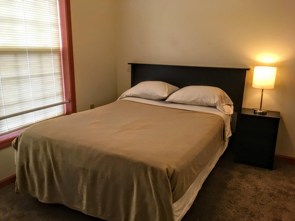 Stay Inn And Suites - thumb 11