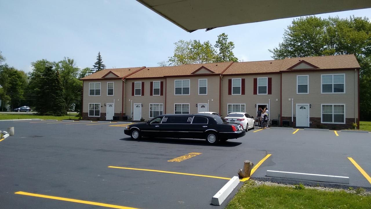 Stay Inn And Suites - thumb 2