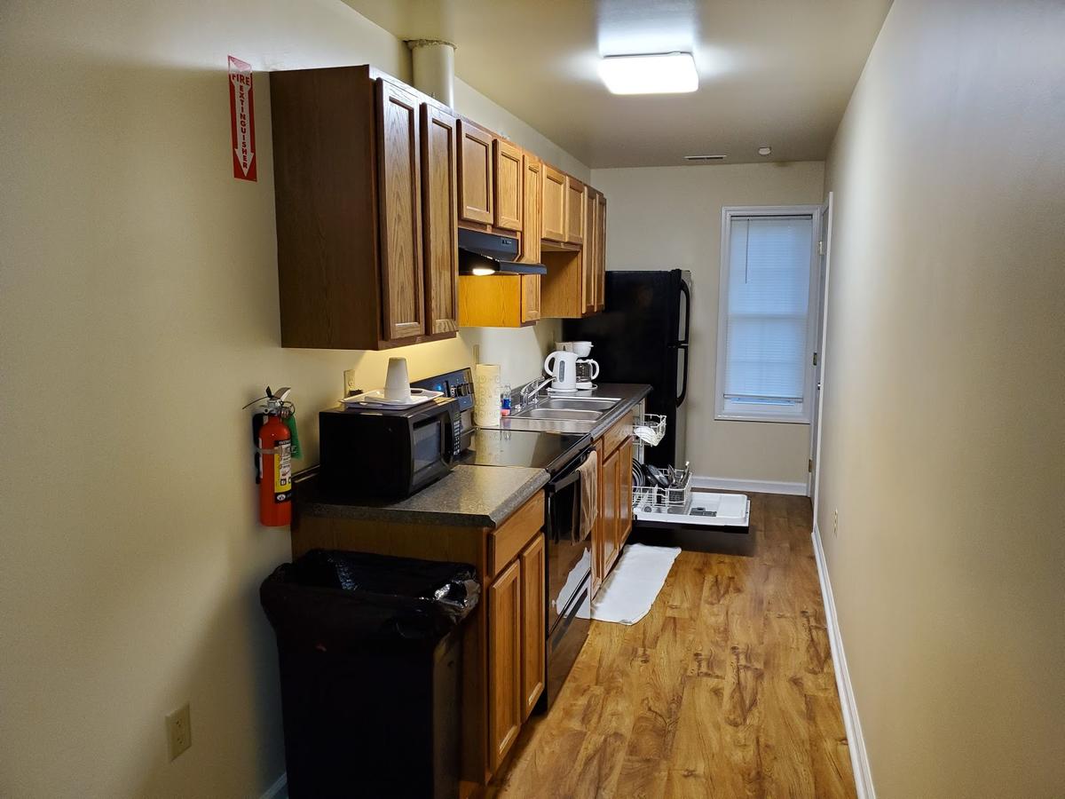 Stay Inn And Suites - thumb 14