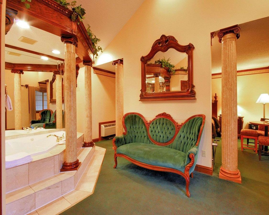 Econo Lodge At The Falls North - thumb 4