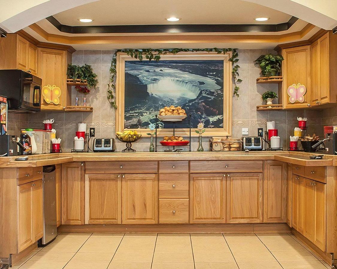 Econo Lodge At The Falls North - thumb 5