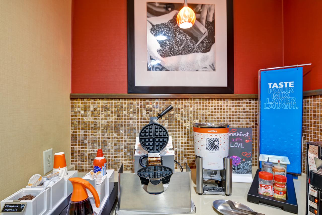 Hampton Inn Albany-Wolf Road - thumb 14
