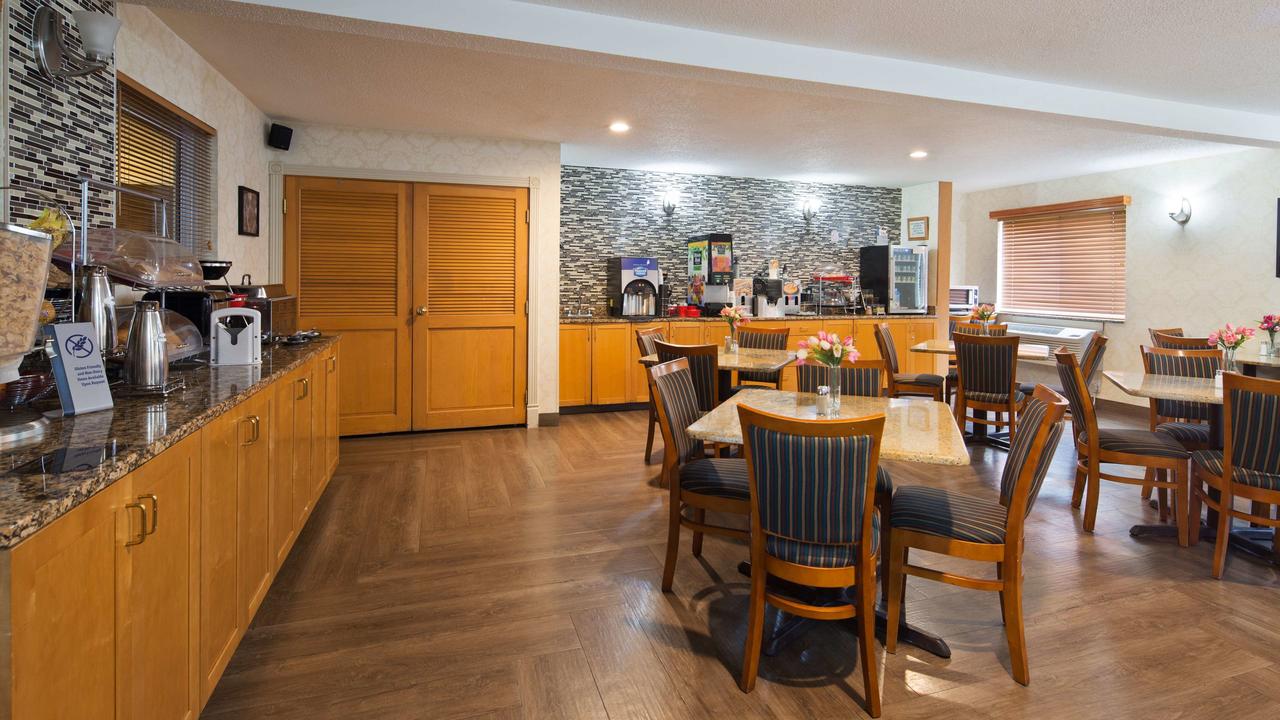 Best Western New Baltimore Inn - thumb 35