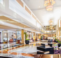 LaGuardia Plaza Hotel - USA Accommodation