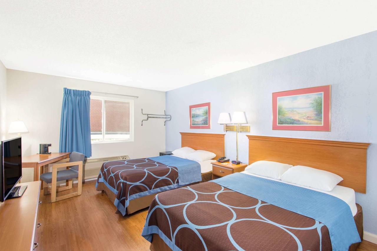 Super 8 By Wyndham Webster/Rochester - thumb 32