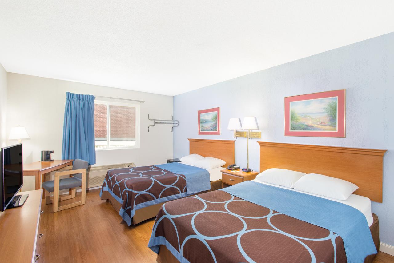 Super 8 By Wyndham Webster/Rochester - thumb 13