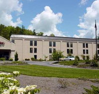 Hampton Inn Brevard - Tourism Bookings