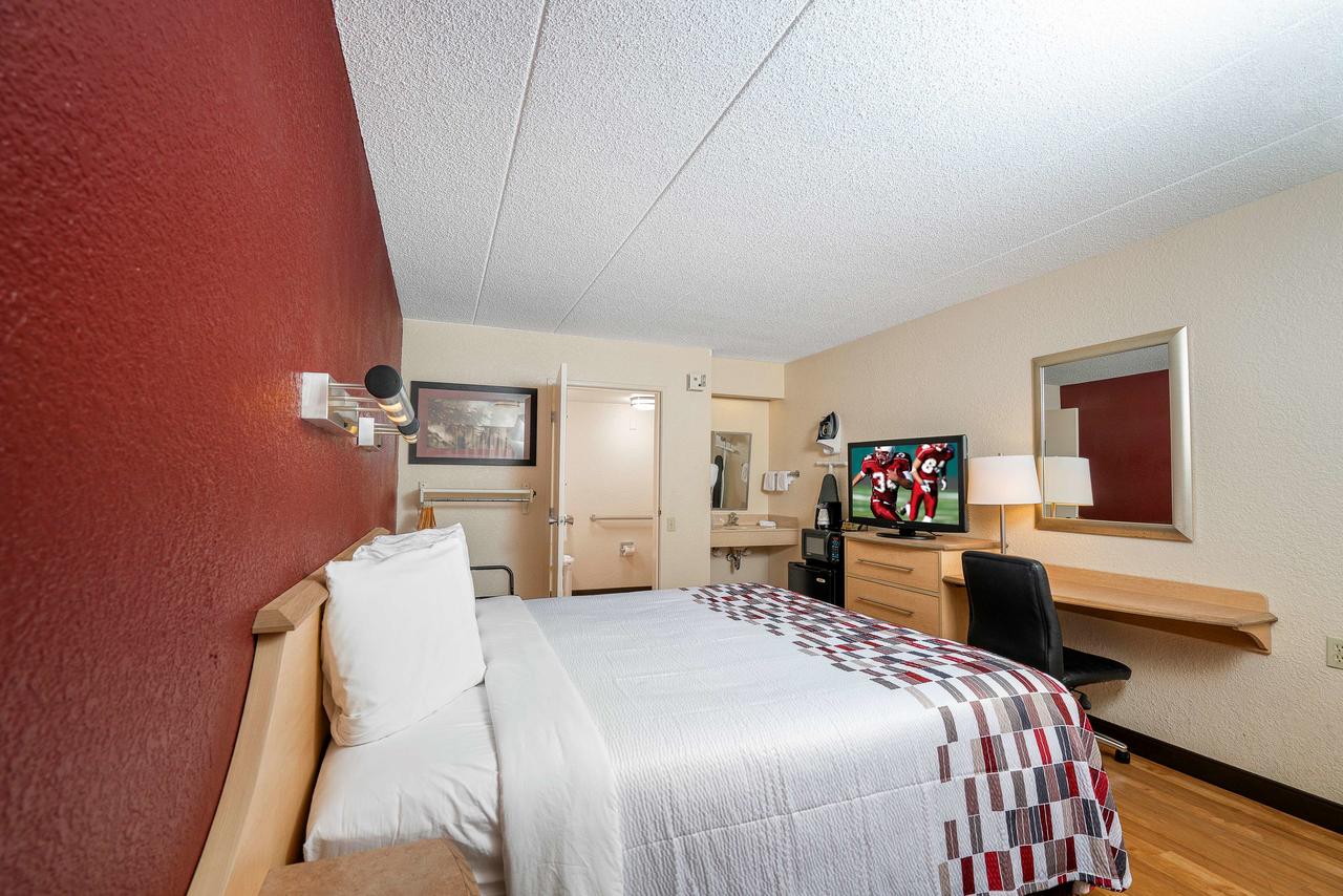 Red Roof Inn Chapel Hill - UNC - thumb 16
