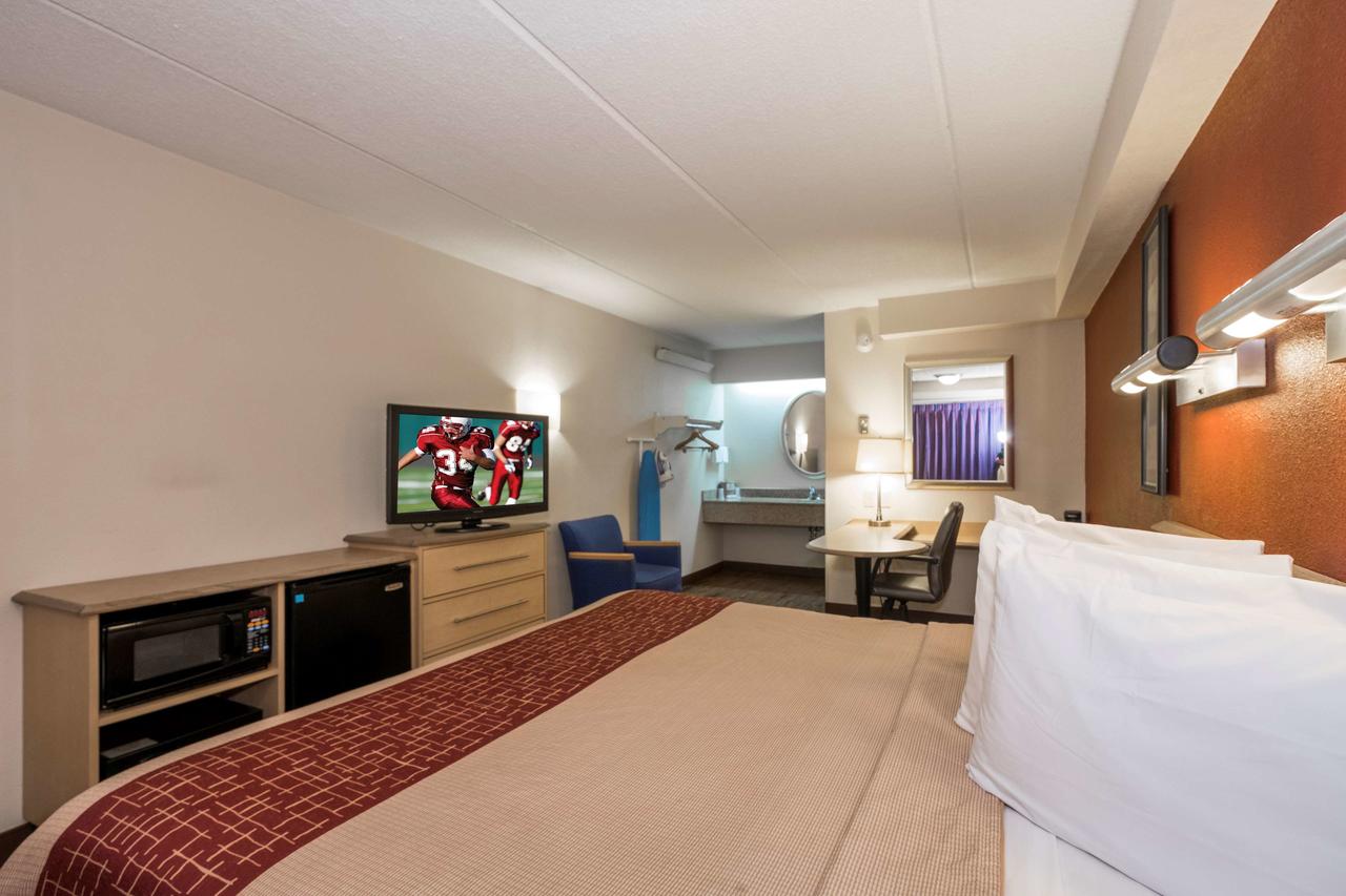 Red Roof Inn Hickory - thumb 14