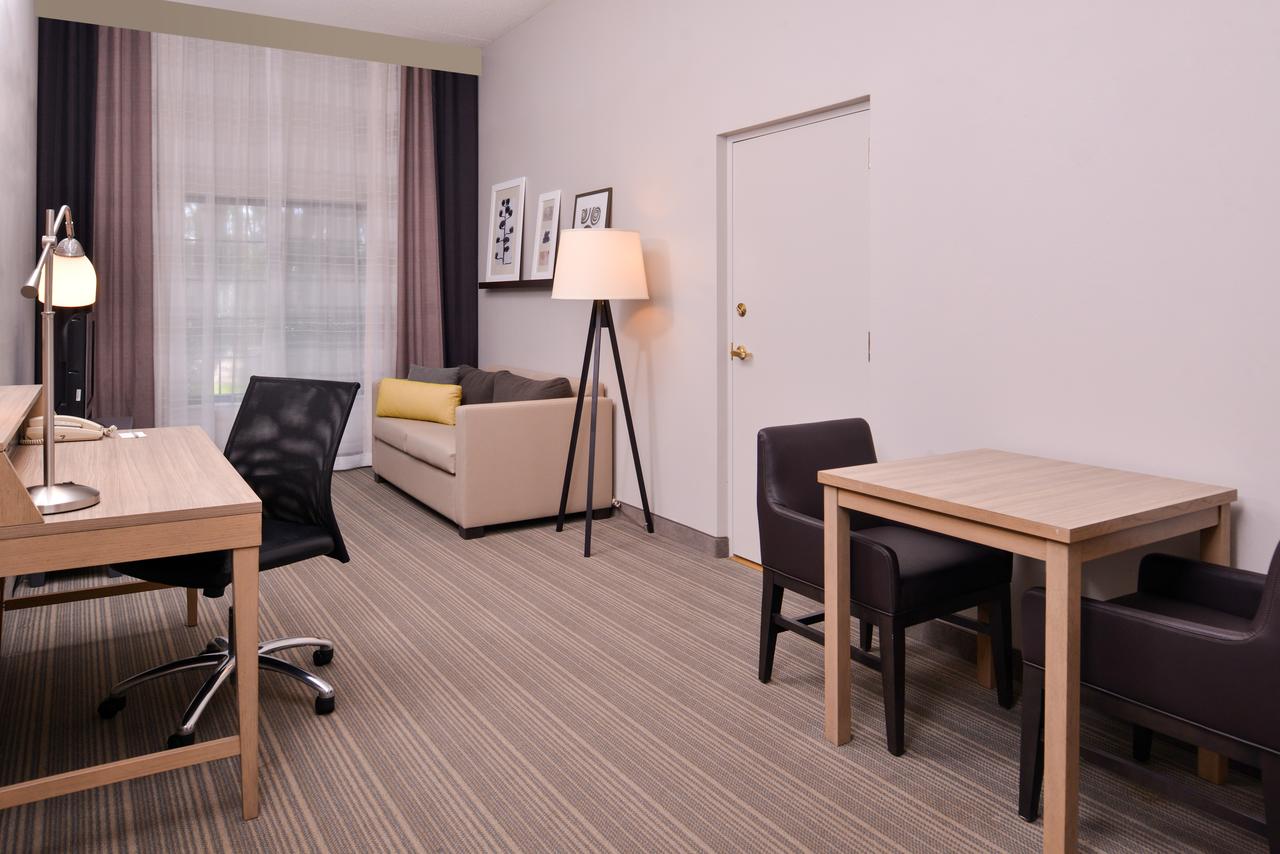 Country Inn & Suites By Radisson, Raleigh-Durham Airport, NC - thumb 4