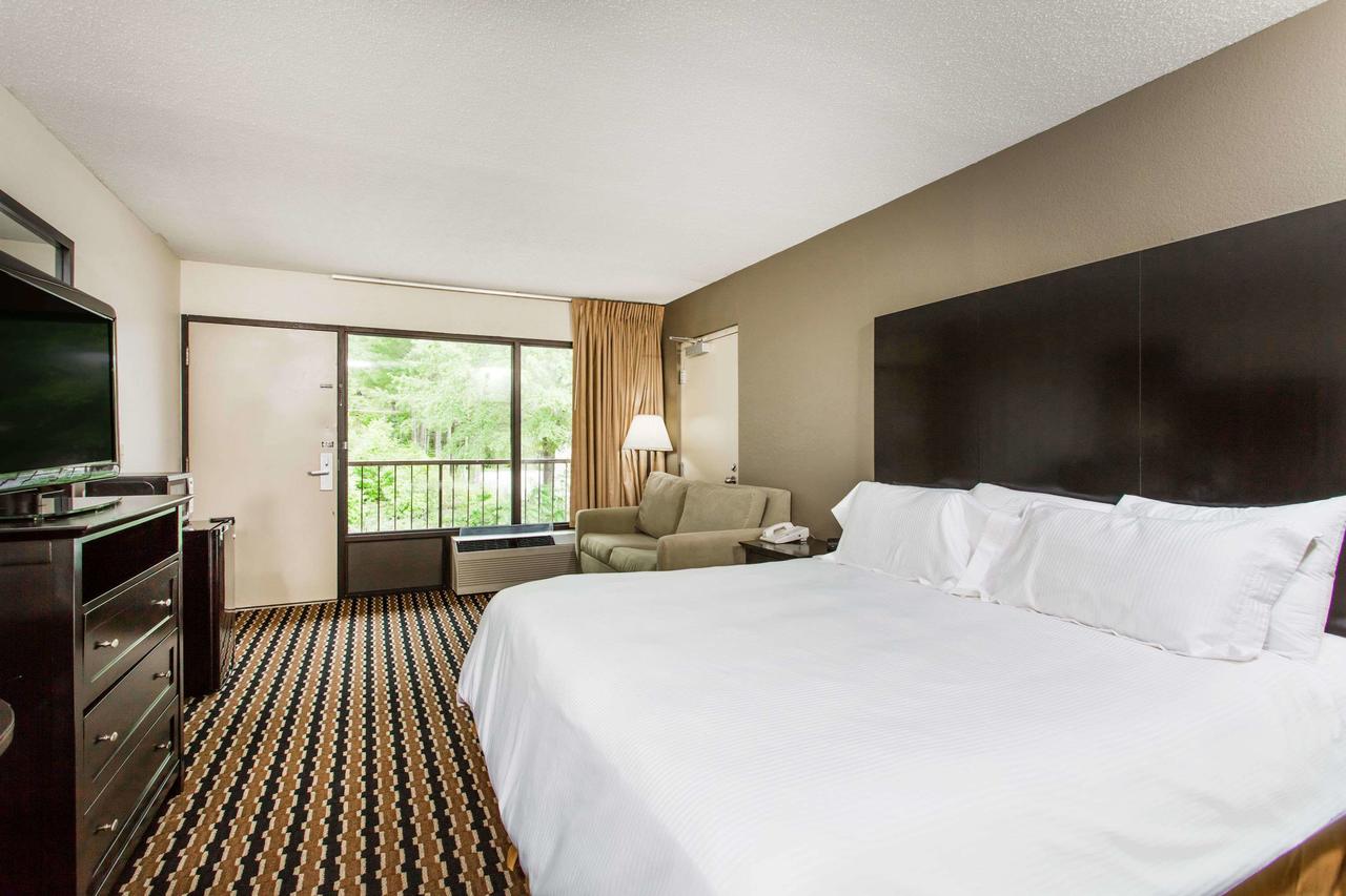 Days Inn By Wyndham Wilkesboro - thumb 11