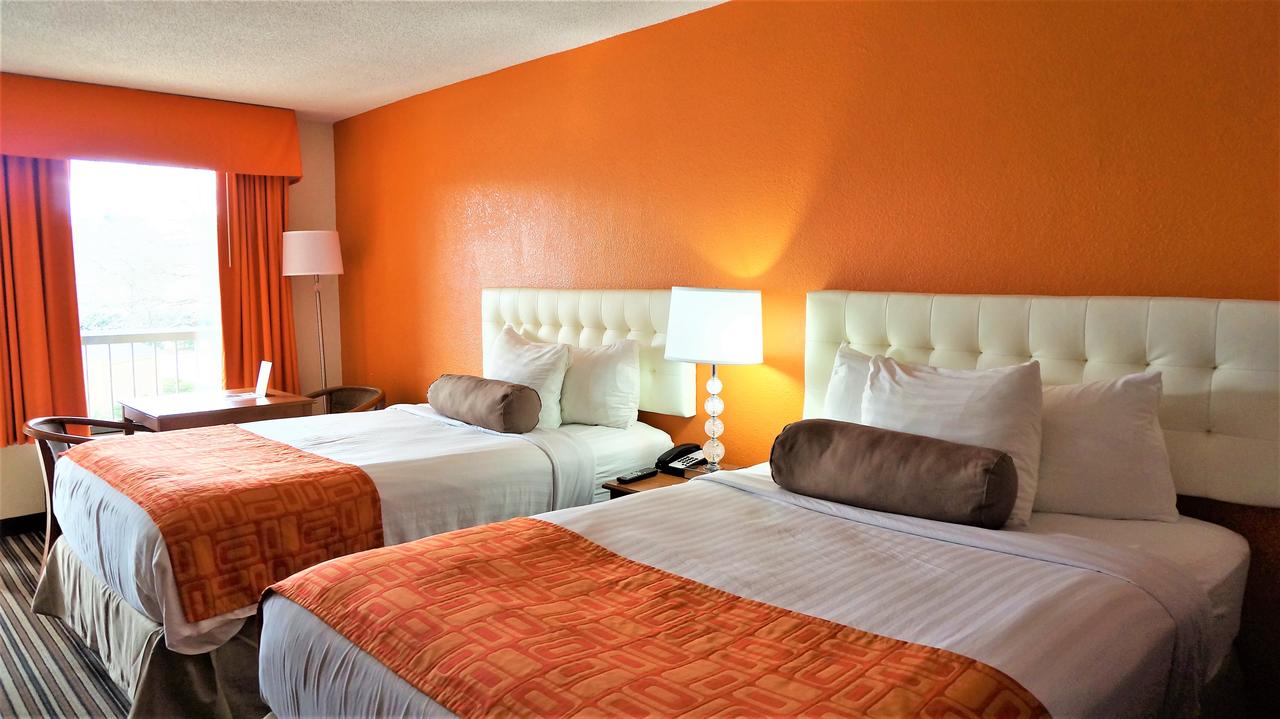 Howard Johnson By Wyndham Greensboro Near The Coliseum - thumb 15