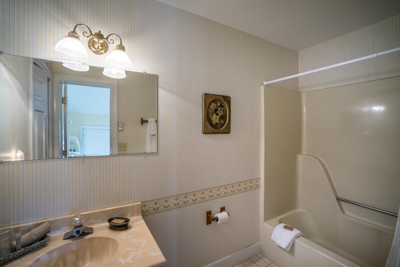 The Inn At Elk River - thumb 2