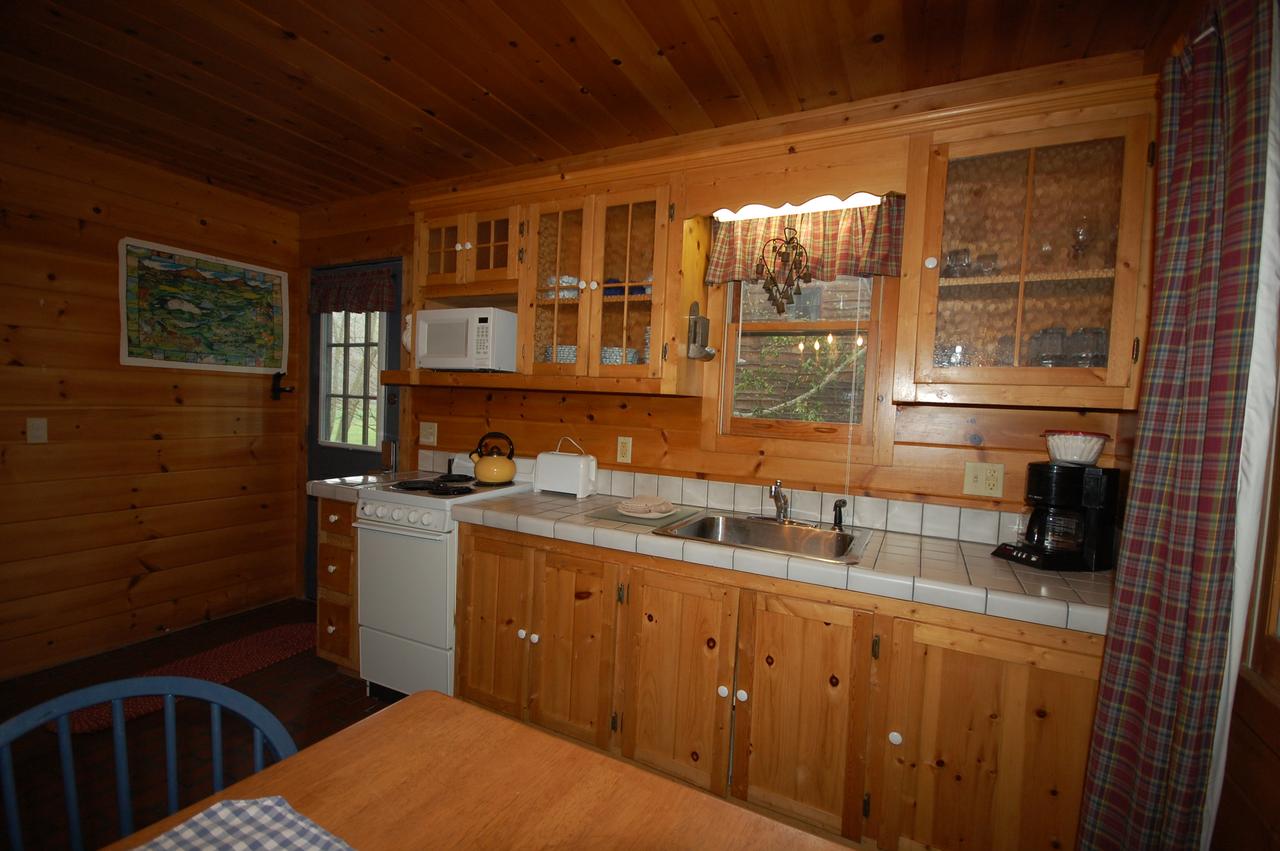 Mountain Springs Cabins - thumb 10