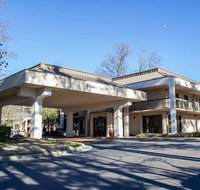 Quality Inn Chapel Hill - Tourism Bookings