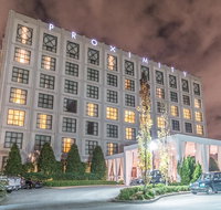 Proximity Hotel - USA Accommodation