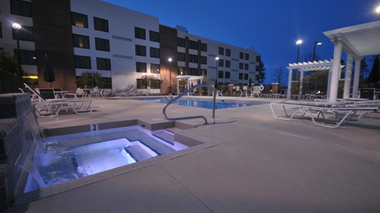 DoubleTree By Hilton Rocky Mount - thumb 2