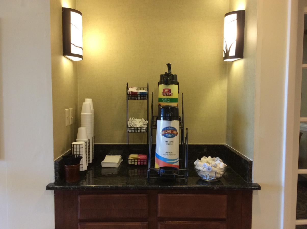 Baymont By Wyndham Greensboro/Coliseum - thumb 20