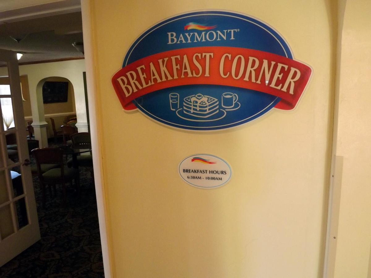 Baymont By Wyndham Greensboro/Coliseum - thumb 4