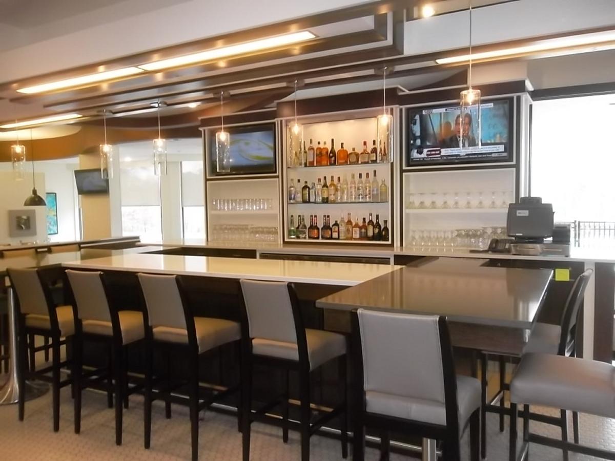 Holiday Inn Greensboro Coliseum - thumb 17