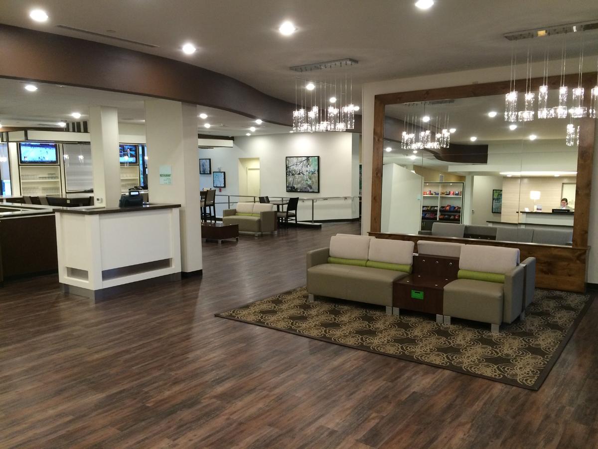 Holiday Inn Greensboro Coliseum - thumb 12
