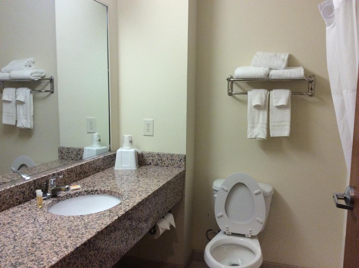 Days Inn By Wyndham Greensboro NC - thumb 20