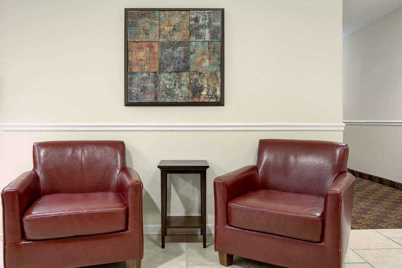 Days Inn By Wyndham Greensboro NC - thumb 42