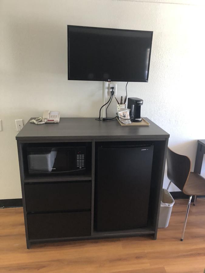 Super 8 By Wyndham Asheville/Biltmore - thumb 7