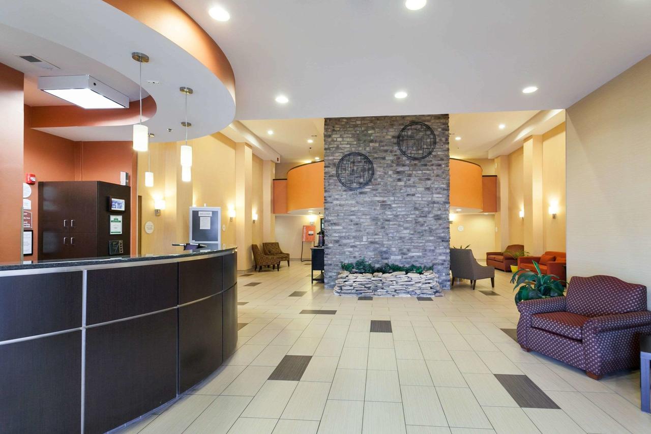 Comfort Inn & Suites Statesville - Mooresville - thumb 3