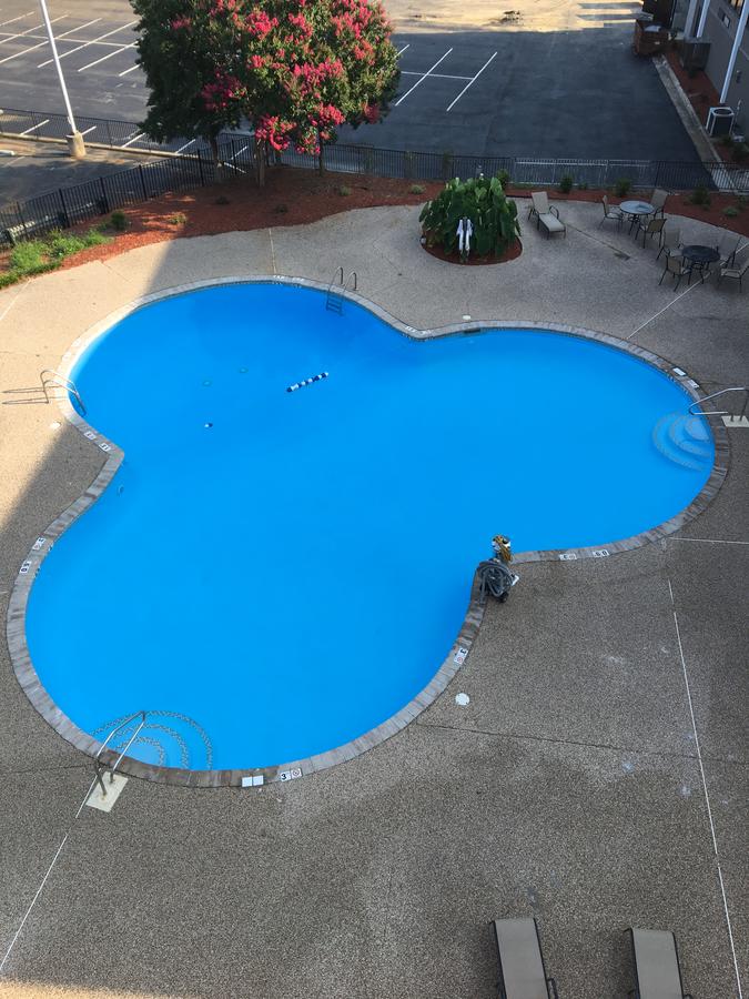 Ramada Plaza By Wyndham Charlotte Airport Conference Center - thumb 40