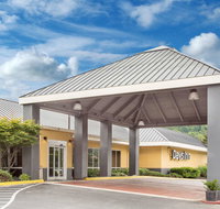 Days Inn by Wyndham Asheville/Mall - USA Accommodation